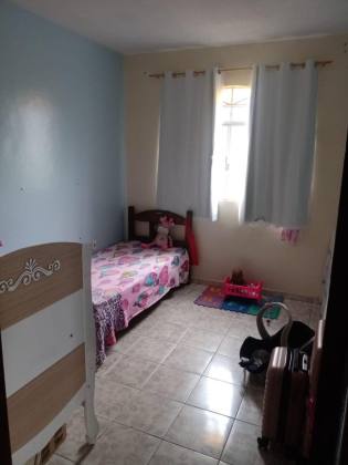 Casa Para Vender com 4 quartos no bairro Jardim Vera Cruz/Riacho em Contagem