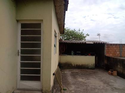 Casa Para Vender com 4 quartos no bairro Jardim Vera Cruz/Riacho em Contagem