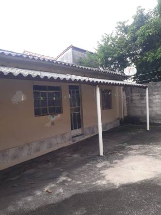 Casa Para Vender com 4 quartos no bairro Jardim Vera Cruz/Riacho em Contagem
