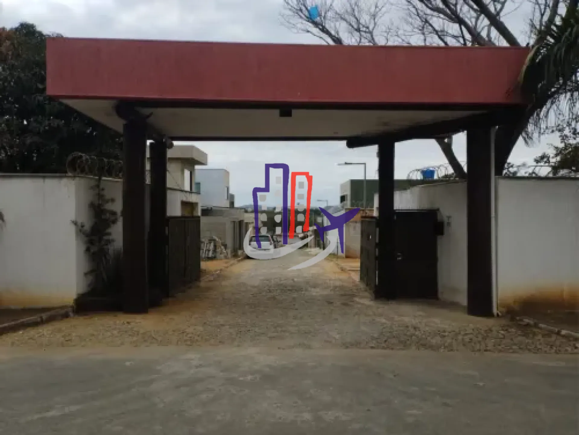 Lote / Terreno de Bairro Para Vender no bairro Estâncias Imperiais em Contagem