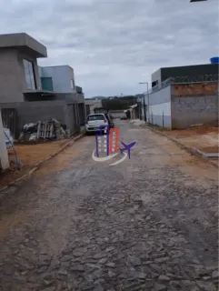 Lote / Terreno de Bairro Para Vender no bairro Estâncias Imperiais em Contagem