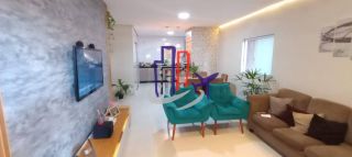 Casa Para Vender com 03 quartos 01 suítes no bairro Tropical em Contagem