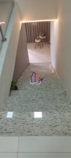 Casa Para Vender com 03 quartos 01 suítes no bairro Tropical em Contagem