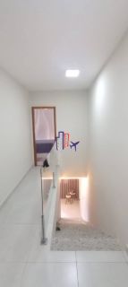 Casa Para Vender com 03 quartos 01 suítes no bairro Tropical em Contagem