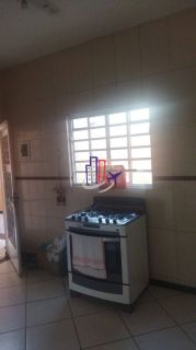 Casa Para Vender com 2 quartos no bairro Glória em Belo Horizonte