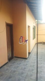 Casa Para Vender com 2 quartos no bairro Glória em Belo Horizonte