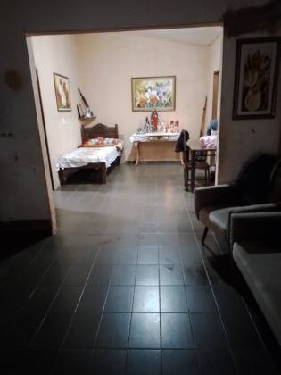 Casa Para Vender com 02 quartos no bairro Brumado em Pitangui