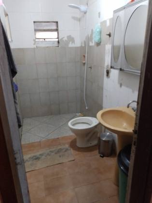 Casa Para Vender com 02 quartos no bairro Brumado em Pitangui