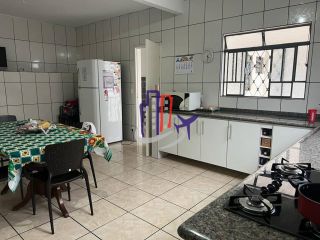 Casa Para Vender com 04 quartos no bairro Novo Eldorado em Contagem