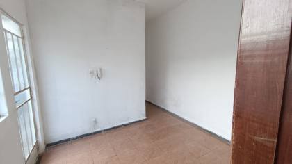 Casa Para Vender com 02 quartos no bairro Araguaia em Belo Horizonte