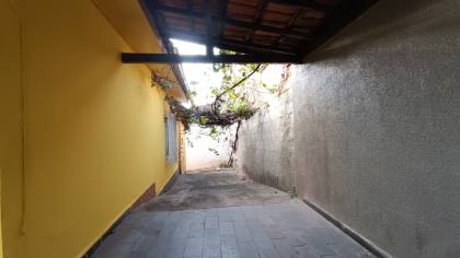 Casa Para Vender com 02 quartos no bairro Araguaia em Belo Horizonte