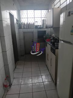 Casa Para Vender com 03 quartos 01 suítes no bairro Santa Cruz Industrial em Contagem