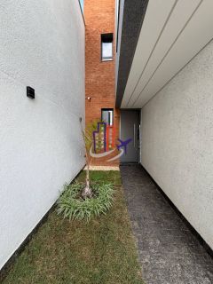 Casa Para Vender com 03 quartos no bairro Guarujá Mansões em Betim