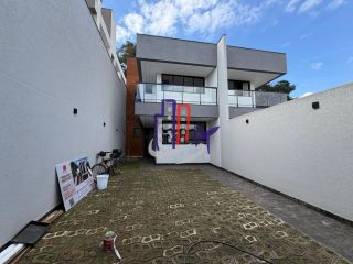 Casa Para Vender com 03 quartos no bairro Guarujá Mansões em Betim