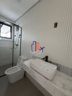 Casa Para Vender com 03 quartos no bairro Guarujá Mansões em Betim