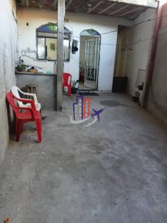Casa Para Vender com 03 quartos 01 suíte no bairro Tropical em Contagem