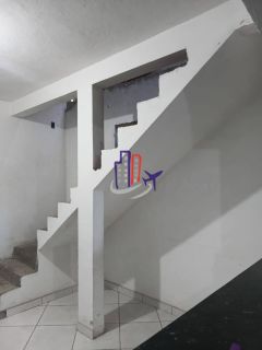 Casa Para Vender com 03 quartos 01 suíte no bairro Tropical em Contagem