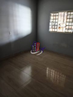 Casa Para Vender com 03 quartos 01 suíte no bairro Tropical em Contagem