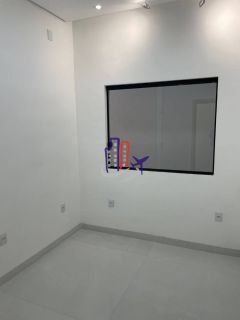 Casa Para Vender com 03 quartos 01 suítes no bairro Tropical em Contagem