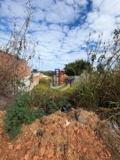 Lote / Terreno de Bairro Para Vender no bairro Tropical em Contagem