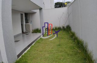 Casa de alto padrão com 04 quartos 01 suítes no bairro Nossa Sra das Graças em Betim
