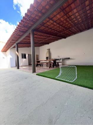Casa Para Vender com 04 quartos 041 suítes no bairro Itacolomi em Betim