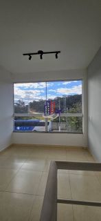 Casa Para Vender com 03 quartos no bairro Duque de Caxias em Betim
