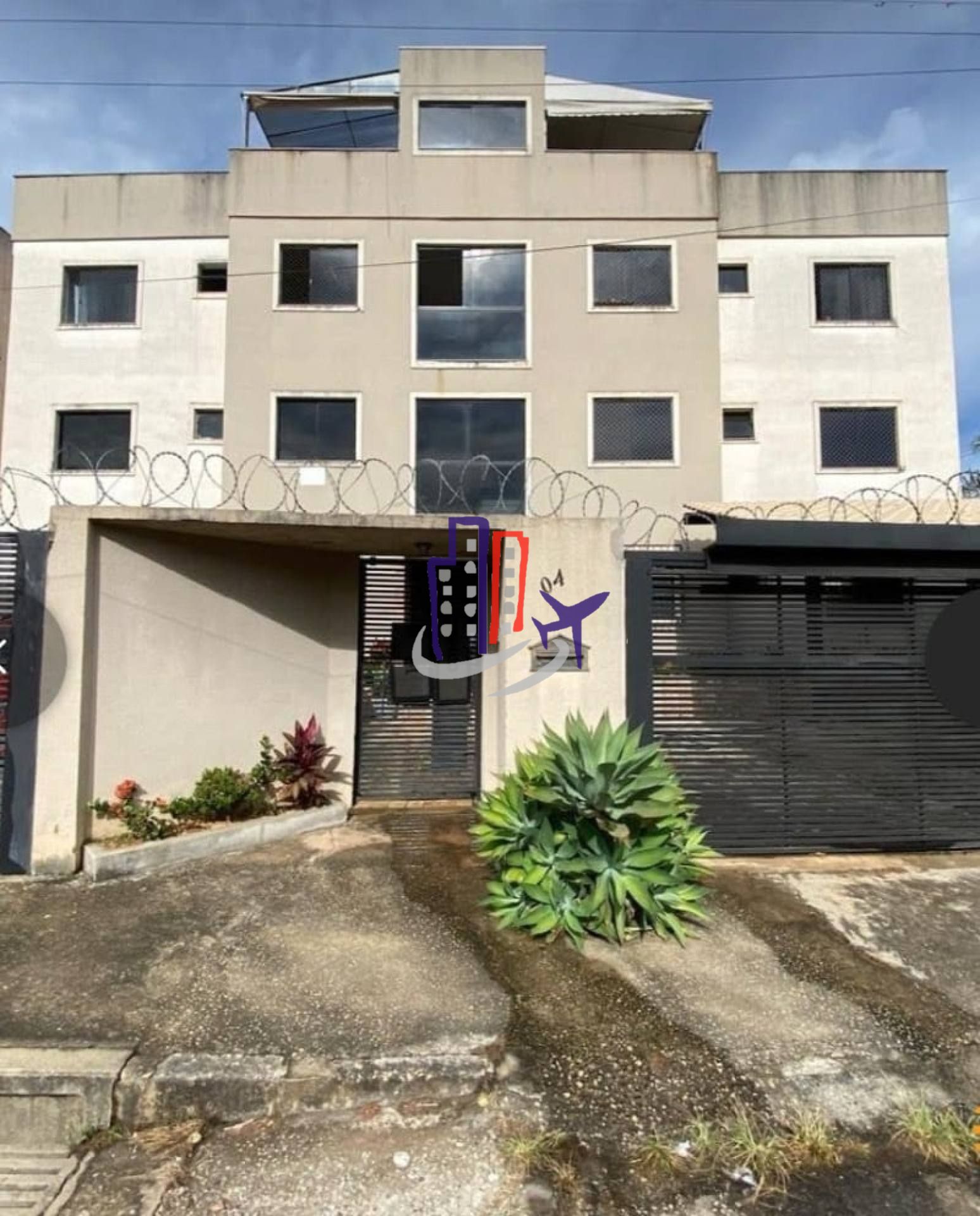 Cobertura Para Vender com 03 quartos 01 suítes no bairro Santa Rosa  em Sarzedo