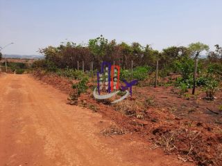 Lote / Terreno de Bairro Para Vender no bairro Vale dos Araças em Mateus Leme