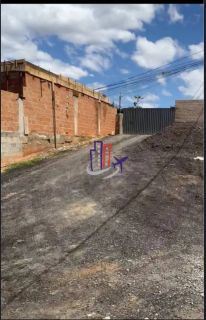 Lote / Terreno de Bairro Para Vender no bairro Parque das Indústrias em Betim