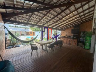 Casa Para Vender com 03 quartos 01 suítes no bairro Tropical em Contagem