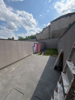 Casa Para Vender com 03 quartos 01 suíte no bairro Vila Verde em Betim