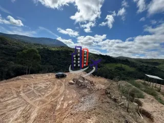 Lote / Terreno de Bairro Para Vender no bairro Quintas da Serra em Caeté
