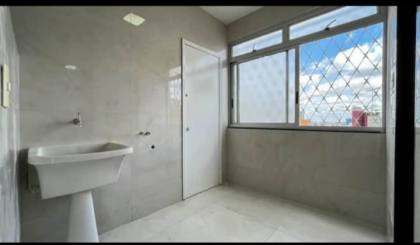 Apartamento Para Vender com 03 quartos no bairro Gutierrez em Belo Horizonte