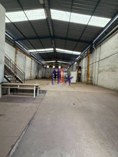 Galpão / Depósito / Armazém Para Alugar no bairro Alvorada em Contagem