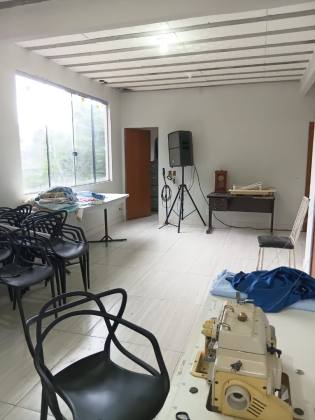 Sítio Para Vender com 03 quartos 02 suítes no bairro Tupã em Contagem