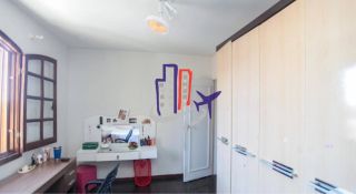 Casa Para Vender com 04 quartos 02 suítes no bairro Camilo Alves em Contagem