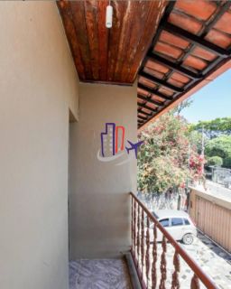 Casa Para Vender com 04 quartos 02 suítes no bairro Camilo Alves em Contagem