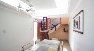 Casa Para Vender com 04 quartos 02 suítes no bairro Camilo Alves em Contagem