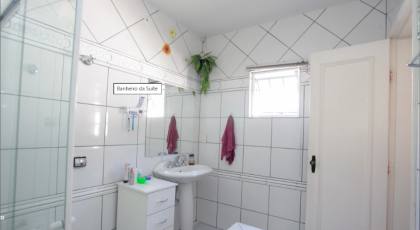 Casa Para Vender com 04 quartos 02 suítes no bairro Camilo Alves em Contagem