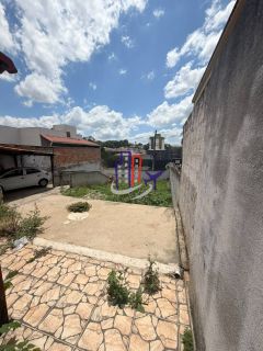 Casa Para Vender com 02 quartos no bairro Europa em Contagem