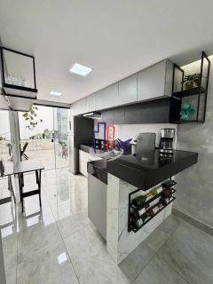 Casa Para Vender com 3 quartos 1 suítes no bairro Xangri-lá em Contagem