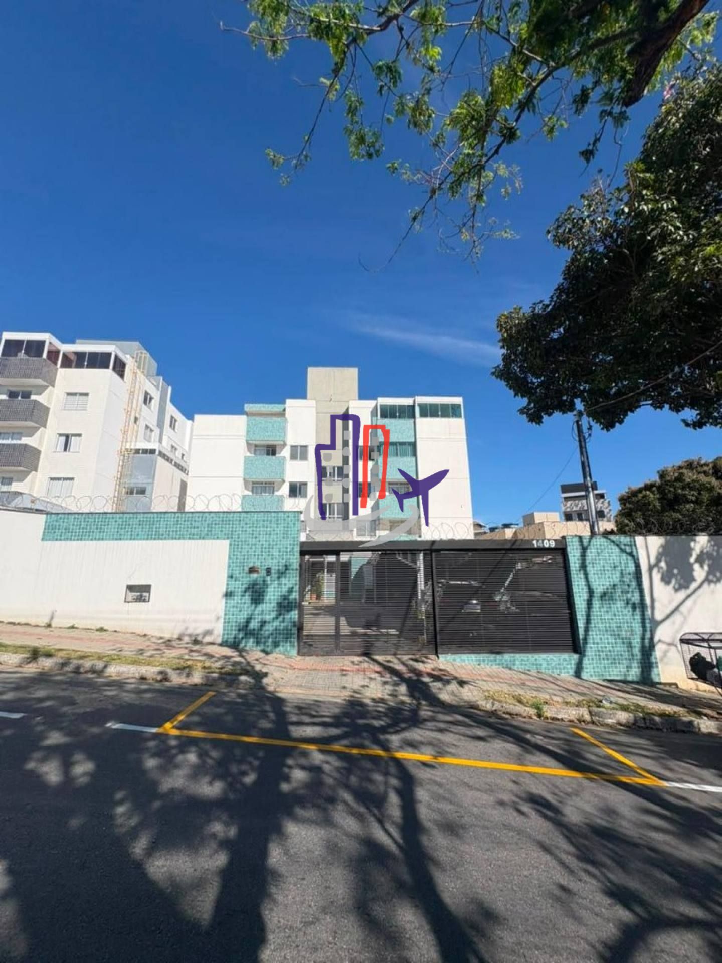 Apartamento Para Vender com 03 quartos 01 suítes no bairro Europa em Contagem