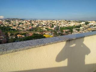 Cobertura Para Vender com 03 quartos e 01 suíte no bairro Vila Cristina em Betim.
