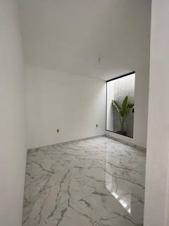 Excelente casa á venda na Av Asa Branca - Luiz Gonzaga - Caruaru-PE
