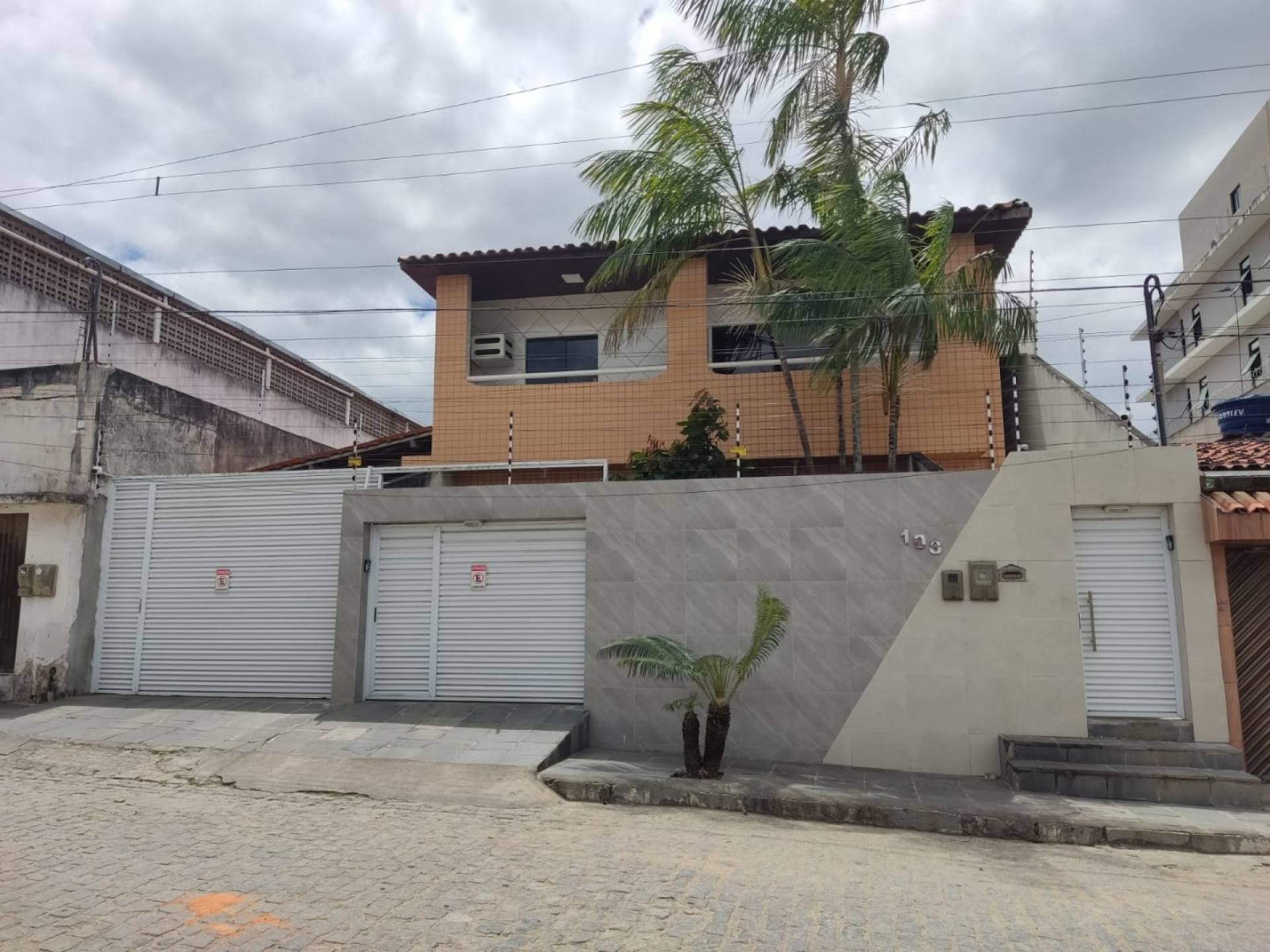 Casa para venda ao lado do Mix Mateus no Caiucá - Caruaru-PE