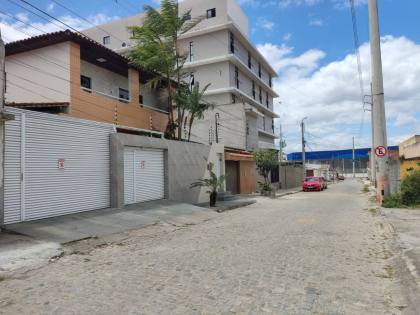 Casa para venda ao lado do Mix Mateus no Caiucá - Caruaru-PE