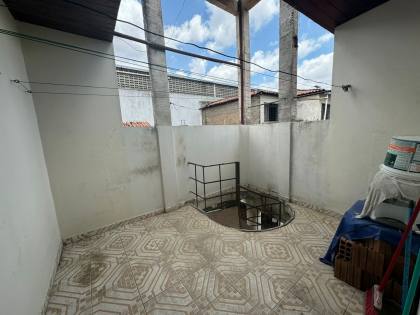 Casa para venda ao lado do Mix Mateus no Caiucá - Caruaru-PE