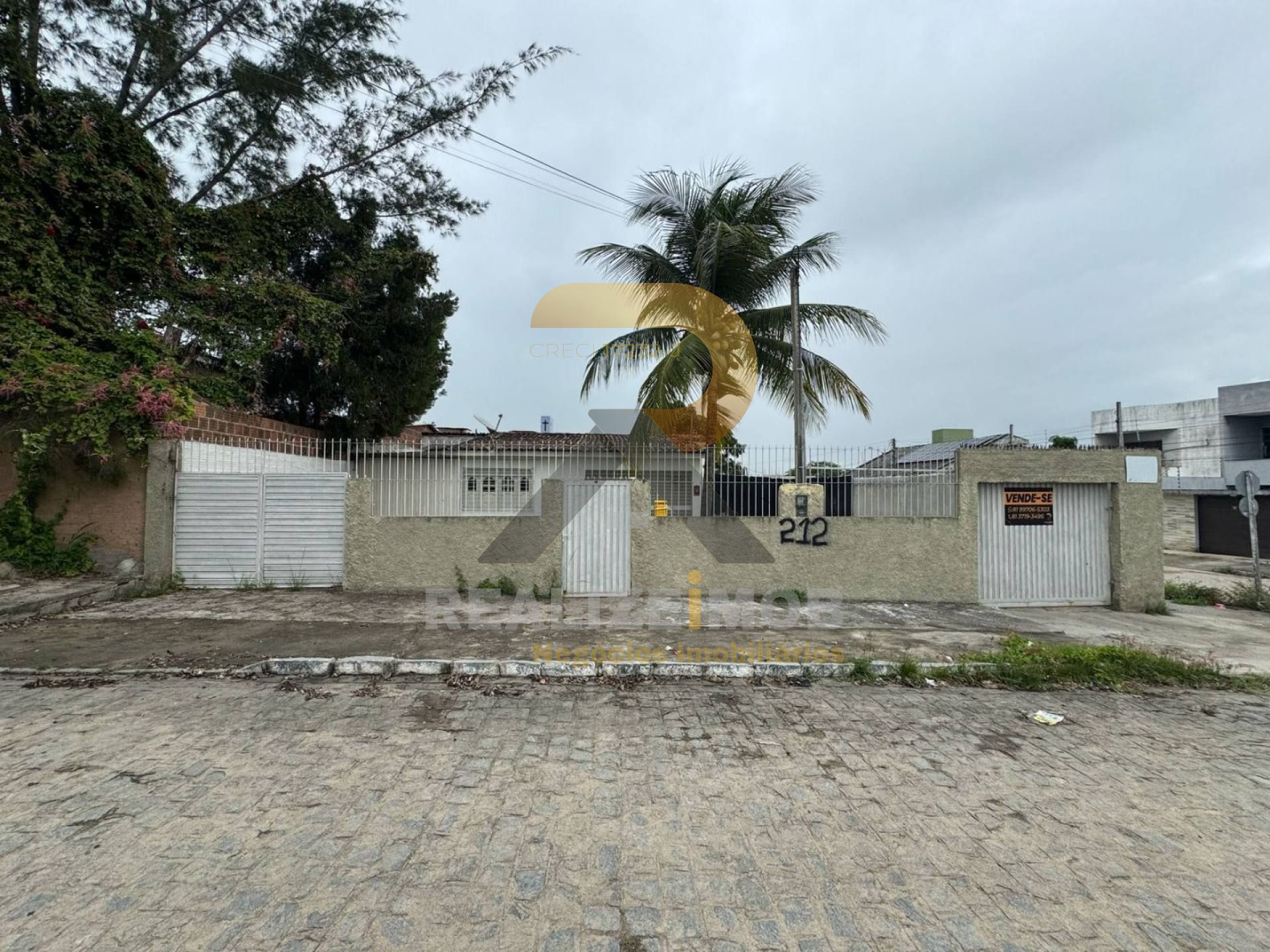 Casa á Venda no bairro Pinheirópolis - Caruaru-PE