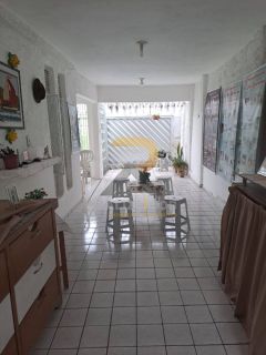 Casa á Venda próximo a Escola Profº José Leão - Caruaru